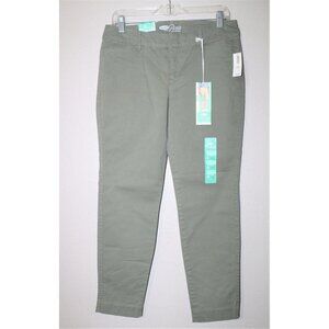 Old Navy Pixie Ankle Pants in Olive Green 6‎